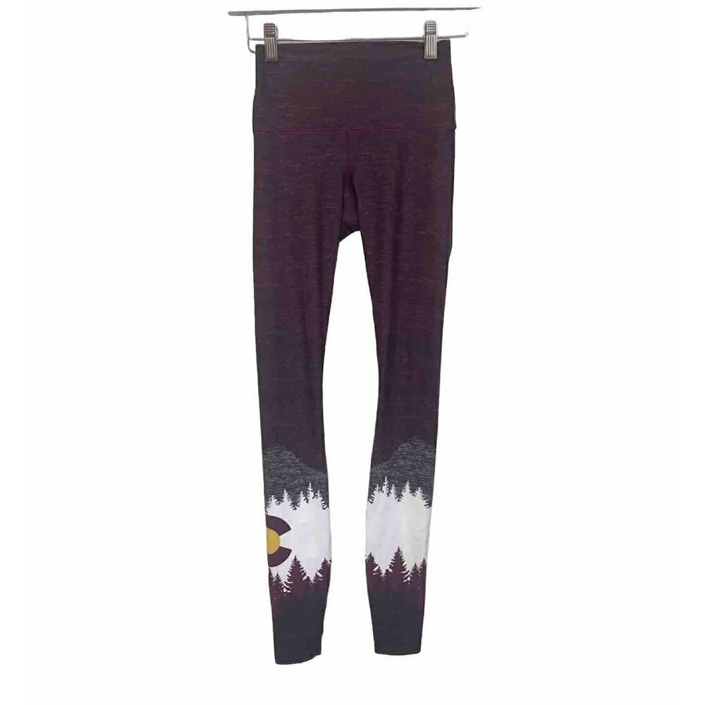 Colorado Threads Women Mountains Flag C  Print Leggubgs Sz XS Purple